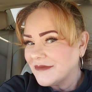 Meet your Posher, Gayenell